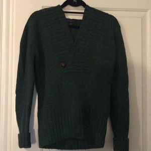 Green Banana Republic sweater with hood